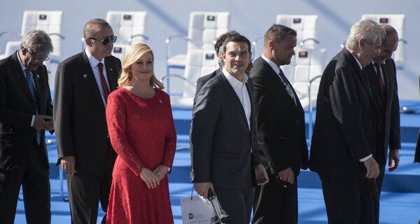 Τσίπρας για προσφυγικό: Το ΝΑΤΟ μας έχει βοηθήσει