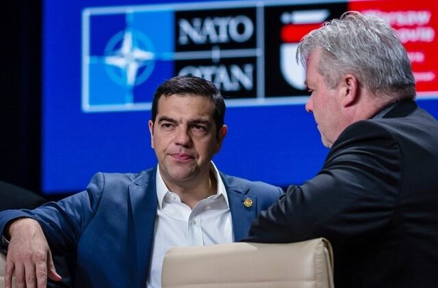 Οι επαφές του πρωθυπουργού στο ΝΑΤΟ