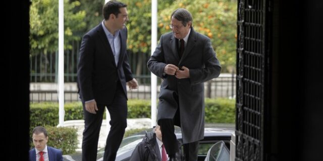 Τηλεφωνική επικοινωνία Τσίπρα – Αναστασιάδη