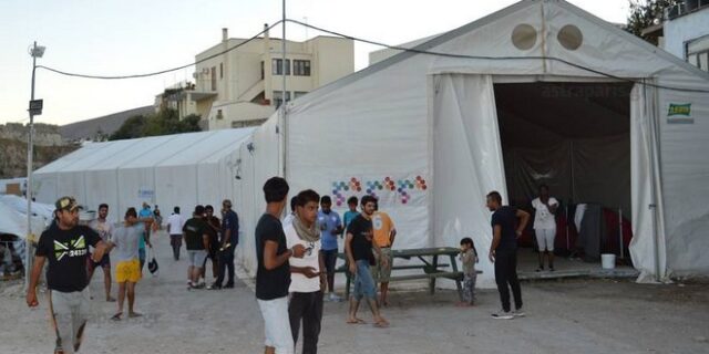 Καταυλισμός Σούδας: Μαζική τροφική δηλητηρίαση προσφύγων