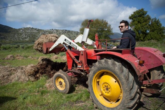 VICE Specials: The Real Greek Survivors, Αγρότης για μια Εβδομάδα