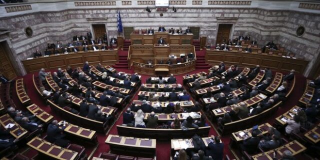 Μέτρα 800 σελίδων για έξοδο από την κρίση