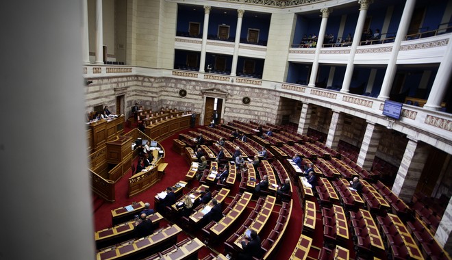 Το Σάββατο το μεσημέρι κατατίθεται στη Βουλή το νομοσχέδιο με μέτρα – αντίμετρα