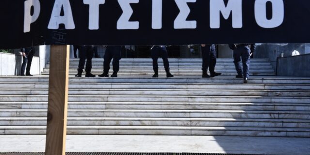 Νικ. Αλιβιζάτος στη δίκη της ΧΑ: ‘Είναι ναζιστές’