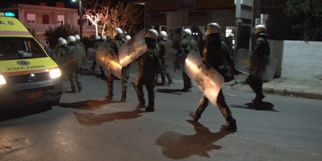 Χίος: Άγριες συμπλοκές σε Σούδα και ΒΙΑΛ με έξι τραυματίες