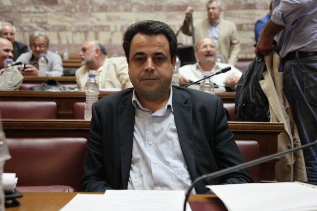 Σαντορινιός στο Ραδιόφωνο 24/7: Βιβλική καταστροφή στη Λέσβο