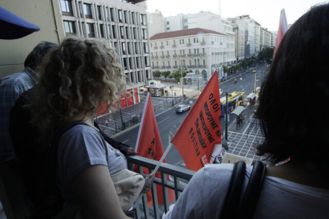 Συμβασιούχοι: Δρόμος για την κόλαση μέσω Ελεγκτικού