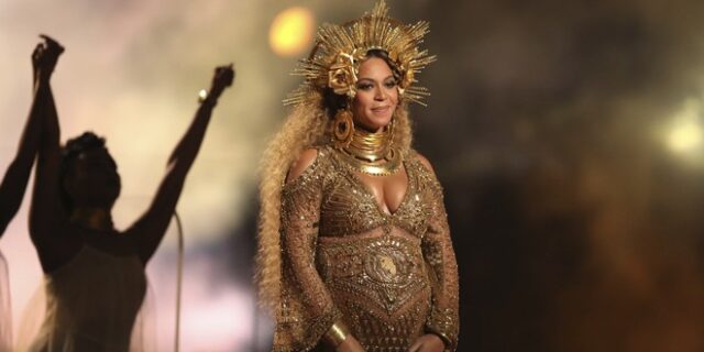 Στο νοσοκομείο λόγω επιπλοκών τα δίδυμα της Beyonce
