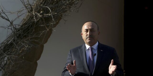 Σούπερ πρόκληση από Τσαβούσογλου: ‘Έλληνες και Κύπριοι ονειρεύεστε’