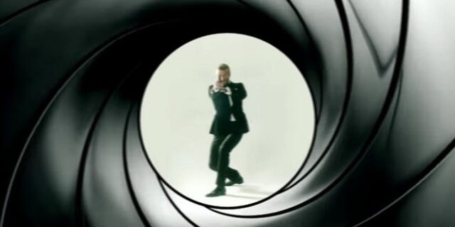 Πώς θα σας φαινόταν ο David Beckham ως νέος James Bond;
