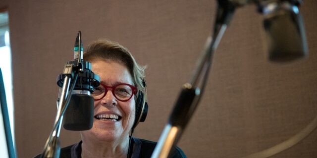 Η Δήμητρα Γαλάνη στο Ραδιόφωνο 24/7. LIVE ΕΙΚΟΝΑ