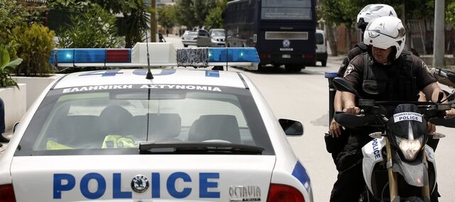 Συνελήφθη Γερμανίδα τουρκικής καταγωγής για διακίνηση ανήλικων παιδιών