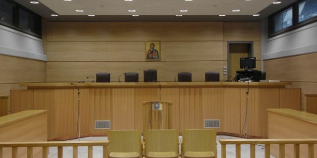 Δικηγόροι: Ψήφισμα διαμαρτυρίας στο Μαξίμου, μήνυση στον ΕΦΚΑ