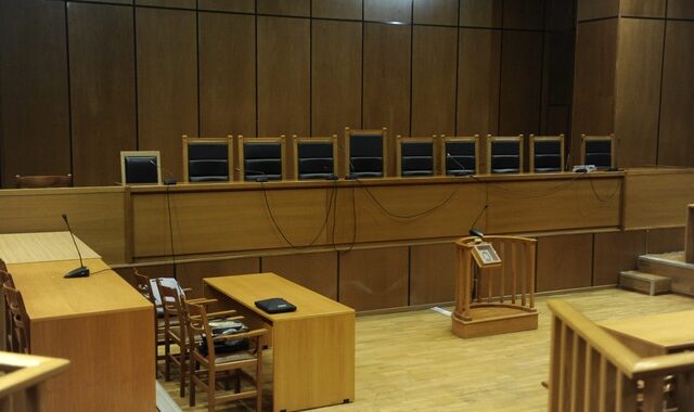 Καλαμάτα: Ξυλοκόπησε την αδερφή του για τα περιουσιακά