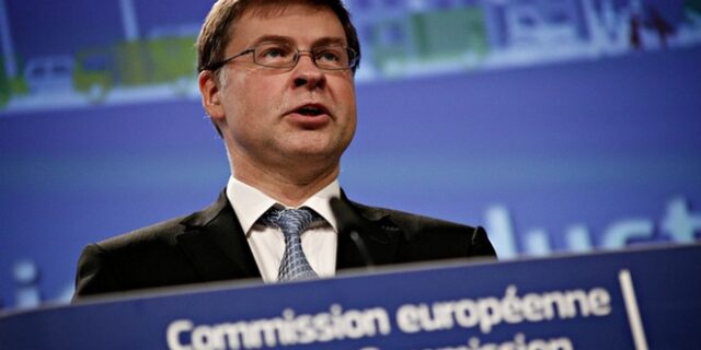 Εκβιασμός με την δόση για να παύσει η ποινική δίωξη των συμβούλων του ΤΑΙΠΕΔ