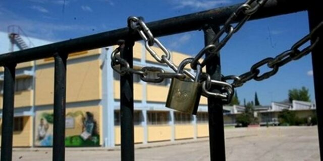 Ρέθυμνο: Aγορά βιβλίων και όχι  κοινωνική εργασία για τους καταληψίες