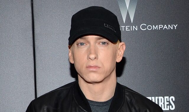 O Eminem άφησε γένια και προκάλεσε χαμό