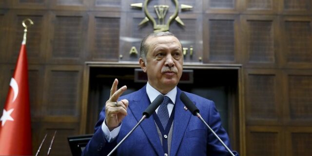 Ο Ερντογάν βγάζει εκτός ύλης τη θεωρία της εξέλιξης