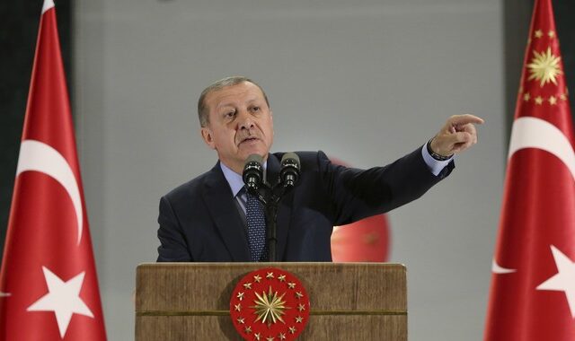 Ερντογάν: Τρελάθηκαν επειδή κάναμε συμφωνία για τους S-400