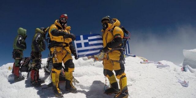Ξεκίνησαν 25. Μόνο δύο Έλληνες πάτησαν στην κορυφή του Έβερεστ