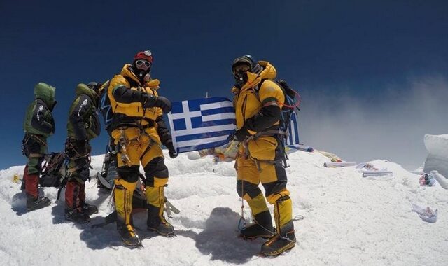 Ξεκίνησαν 25. Μόνο δύο Έλληνες πάτησαν στην κορυφή του Έβερεστ