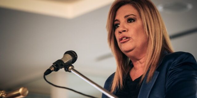Γεννηματά: Τσίπρας – Καμμένος αγκαλιασμένοι οδηγούνται στο γκρεμό