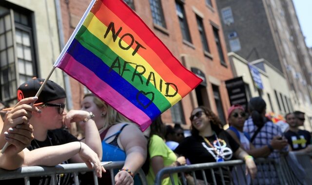 Με συνθήματα κατά Τραμπ το Gay Pride στη Νέα Υόρκη