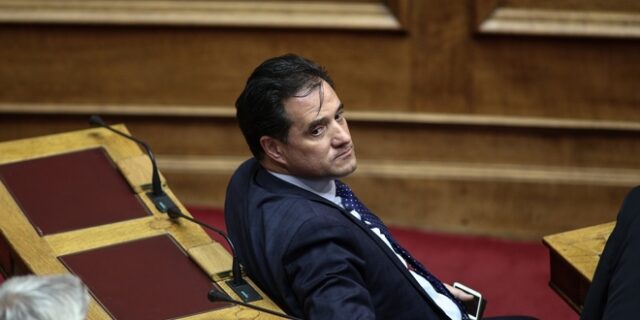 Με ερώτηση στη Βουλή ‘απαντά’ ο Γεωργιάδης στις καταγγελίες Πολάκη για Novartis