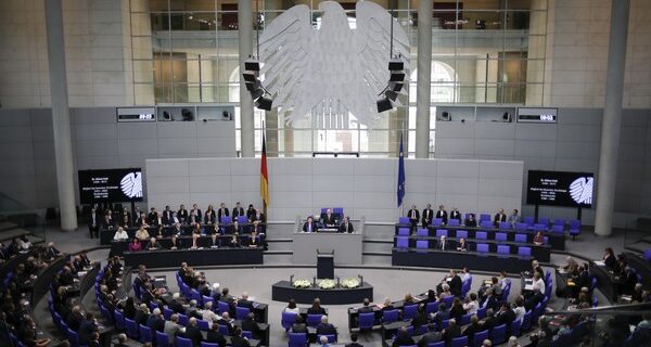 Εκτός γερμανικής προεκλογικής ατζέντας το ελληνικό ζήτημα;