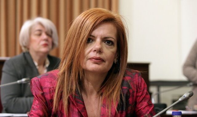 Μ. Γιαννακάκη στο Ραδιόφωνο 24/7: Οι Ρομά είναι Έλληνες πολίτες