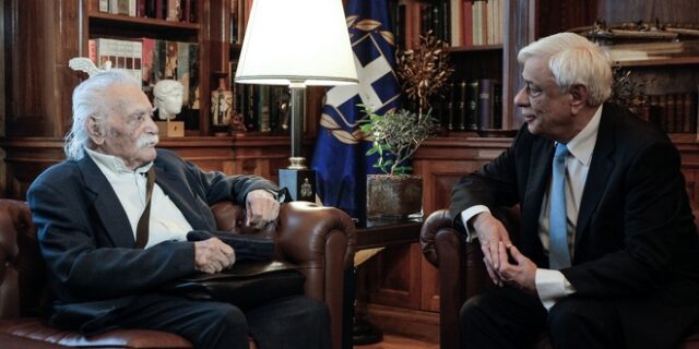 Τον Μανώλη Γλέζο υποδέχθηκε στο Προεδρικό Μέγαρο ο Πρ. Παυλόπουλος