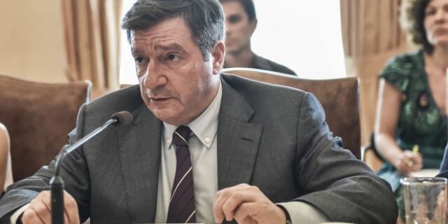 Καμίνης: Άστοχη και υπερβολική η απόφαση της ΠΟΕ-ΟΤΑ