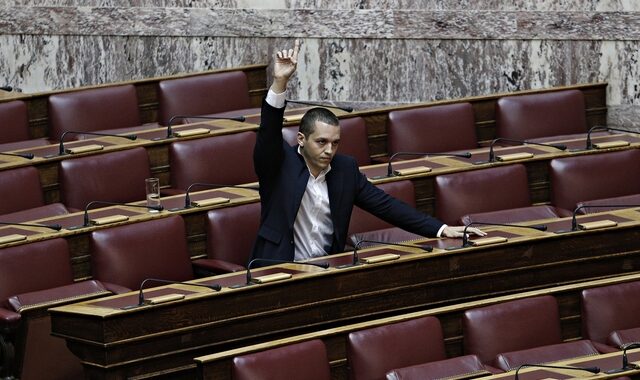 Βουλή: Στην Επιτροπή Δεοντολογίας στέλνει ο Βούτσης τον Κασιδιάρη