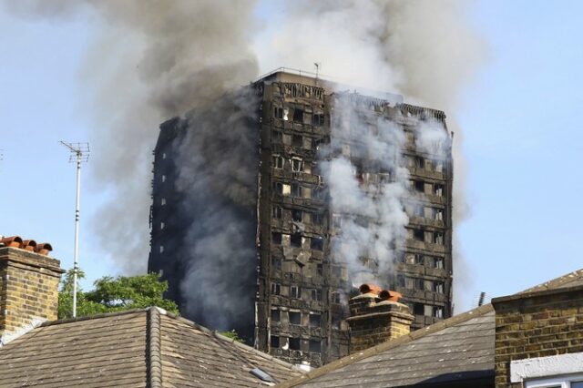 Grenfell Tower: Η ανακαίνιση που ευνόησε την επέκταση της φονικής πυρκαγιάς