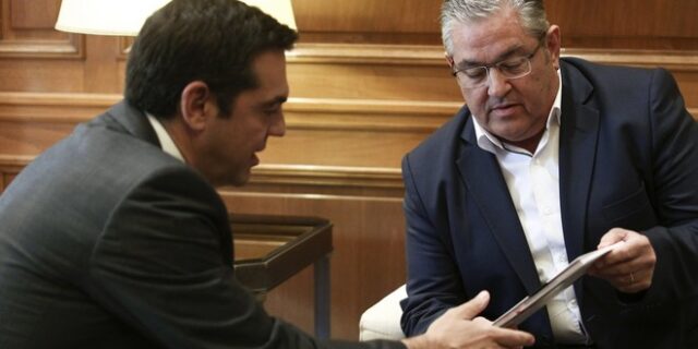 Το σοσιαλιστικό δώρο του Κουτσούμπα στον Τσίπρα