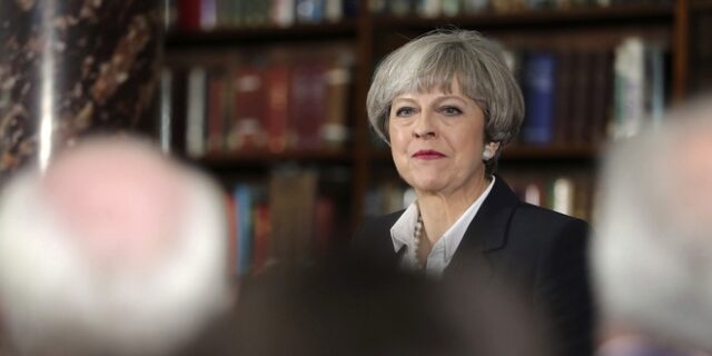 Διεθνής Αμνηστία και Παρατηρητήριο Ανθρωπίνων Δικαιωμάτων εναντίον Μέι