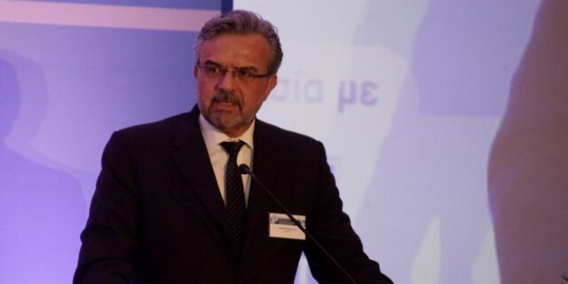 Μεγάλου: Στηρίζουμε την επανεκκίνηση της οικονομίας