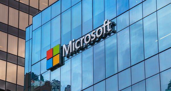 Η Microsoft στηρίζει τους πρόσφυγες ενισχύοντας την ανάπτυξη ψηφιακών δεξιοτήτων