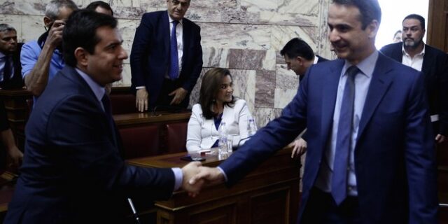 Το μέλλον του Μηταράκη