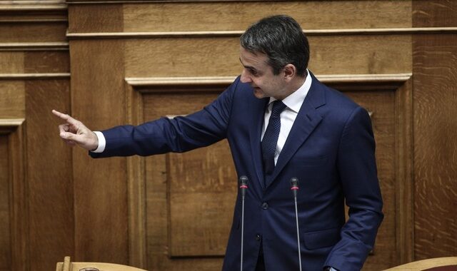 Μητσοτάκης σε Τσίπρα: Hττήθηκες, να παραδώσεις την εξουσία στο λαό