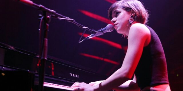 Μόνικα στο Ραδιόφωνο 24/7: Οι Έλληνες πρέπει να εκτιμήσουμε αυτά που έχουμε