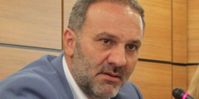 Μαυραγάνης στο Ραδιόφωνο 24/7: Αλλάζει ο νόμος για τα ασφαλιστήρια