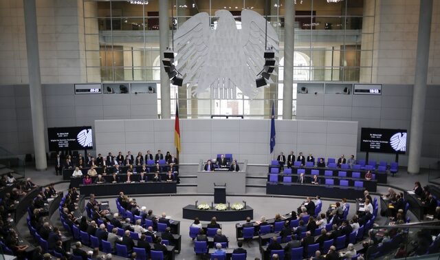 Süddeutsche Zeitung: Η Γερμανία κερδίζει από την Ελλάδα