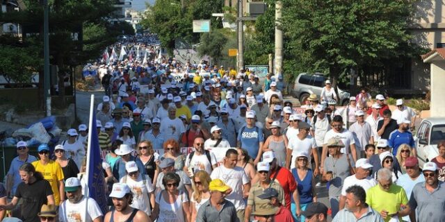 Ο Πελετίδης ‘γεφυρώνει’ το χάος της ανεργίας