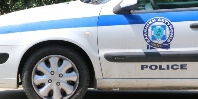 Στα πράσα έπιασαν δύο διαρρήκτες που ρήμαζαν σπίτια στον Άγιο Παντελεήμονα
