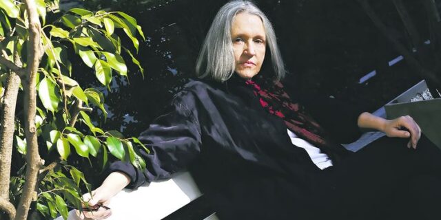 Σάσκια Σάσσεν στο News 24/7: ‘Ο Τράμπ είναι αδαής, αλαζών,τεμπέλης και εμμονικός’