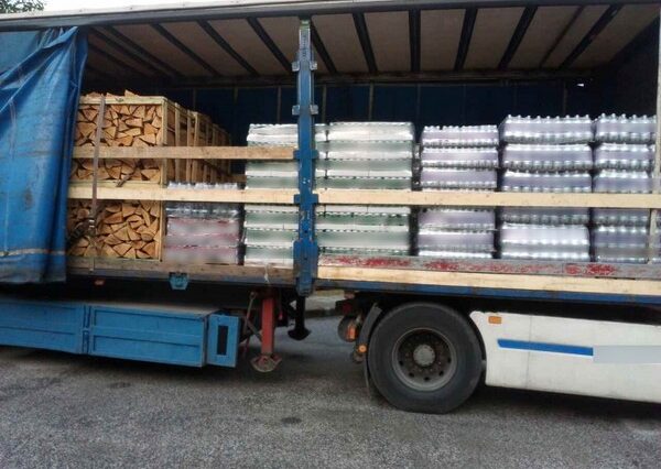 Συλλήψεις για διακίνηση λαθραίων κουτιών με μπίρα