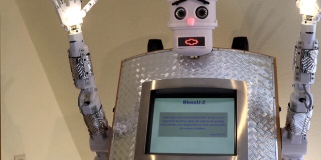 Κυρίες και κύριοι, ήρθαν τα ρομπότ παπάδες