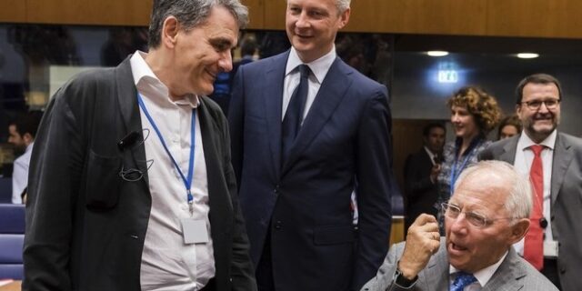 Θετική έκβαση στο Eurogroup: Έξτρα δόση με δεσμεύσεις για το χρέος