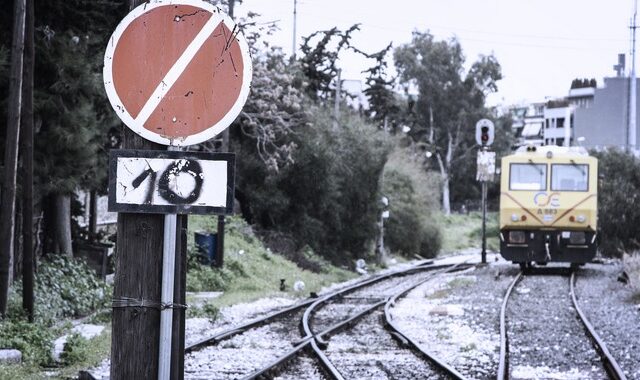 Φρίκη στη Βοιωτία: Τρένο παρέσυρε και διαμέλισε ηλικιωμένο